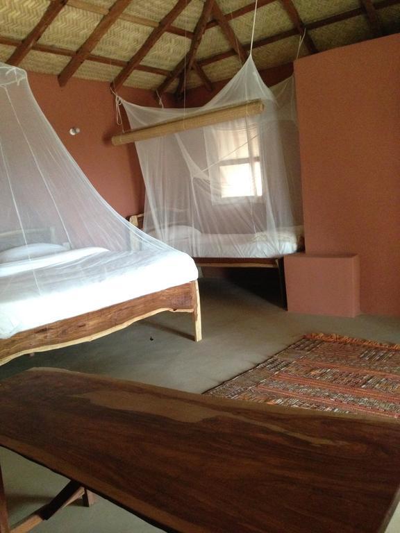 Nemasu Eco-Lodge Gunjur Quarto foto