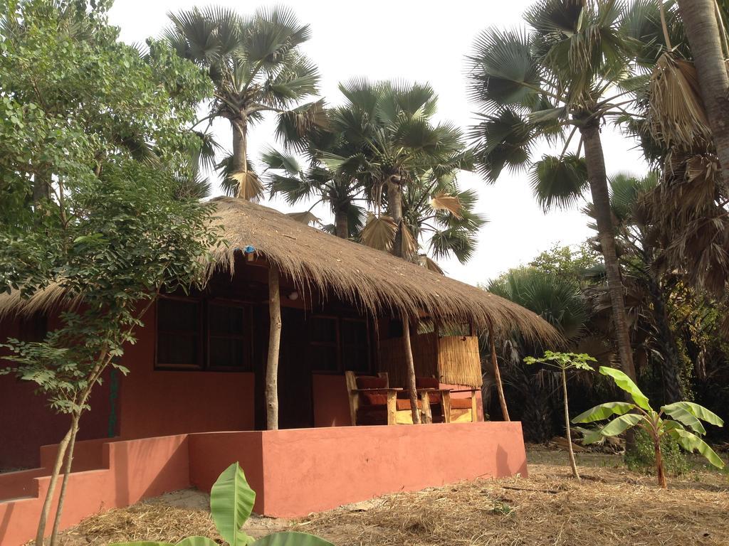 Nemasu Eco-Lodge Gunjur Quarto foto
